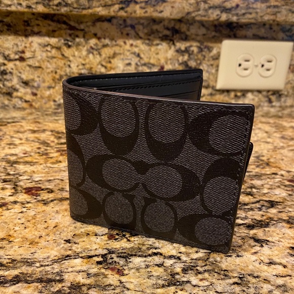 Men’s coach wallet - Picture 1 of 4